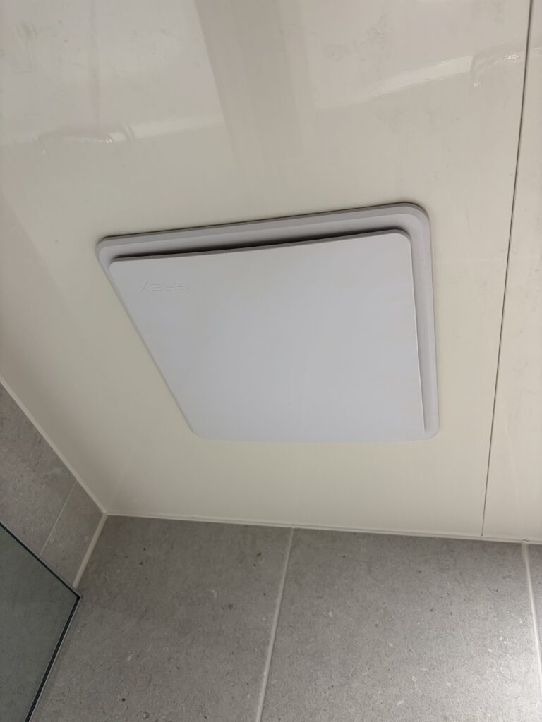 조립완료한 환풍구